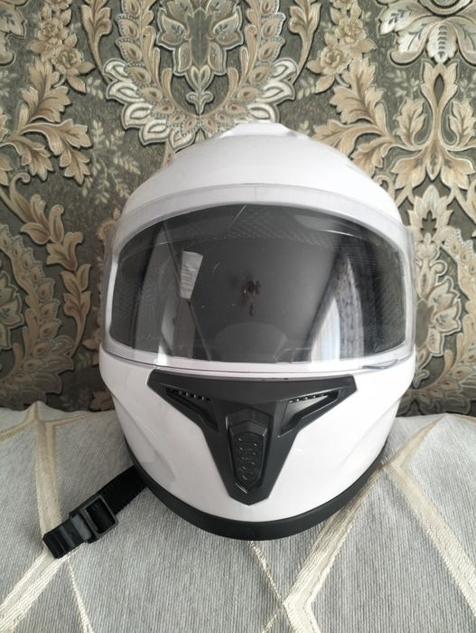 Продаю шлем для скутера