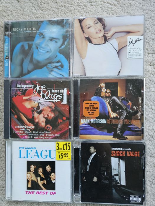 Оригинални компакт дискове от лична колекция