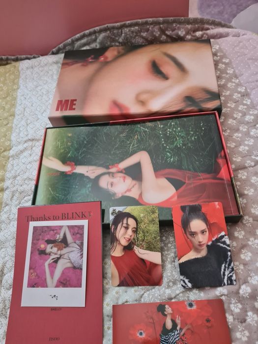 Blackpink - албуми, книги, картички, значки