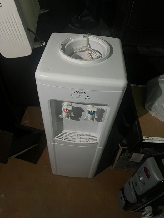 Куллер для воды в офис