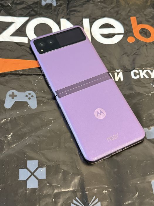 256GB Motorola Razr 40 Гаранция 2027 г.  Lilac