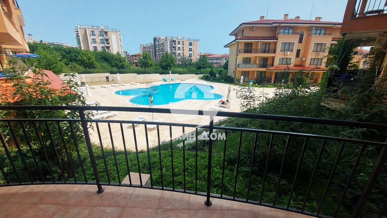 Продава се Двустаен апартамент в Свети Влас - 67 кв.м за 1292 €/кв.м - Снимка #9
