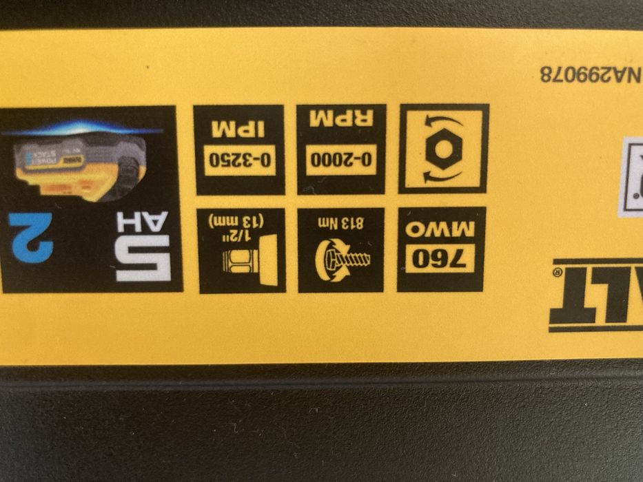 Гайковерт Dewalt DCF891/892