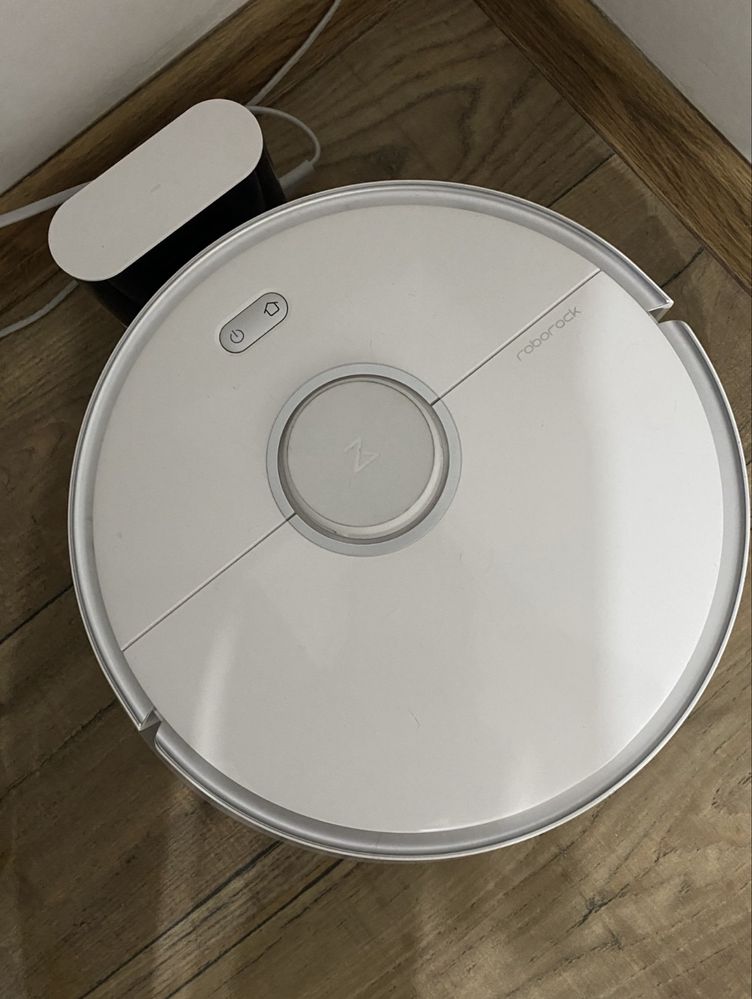 Roborock S5 Max……..