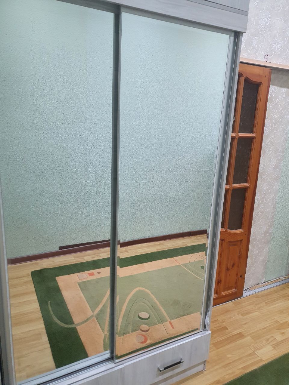 Сдаю в аренду 2х Комнатную квартиру. Ориентир: Рисовый базар