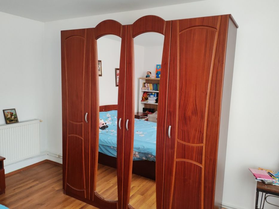 Dressing cu patru uși Style