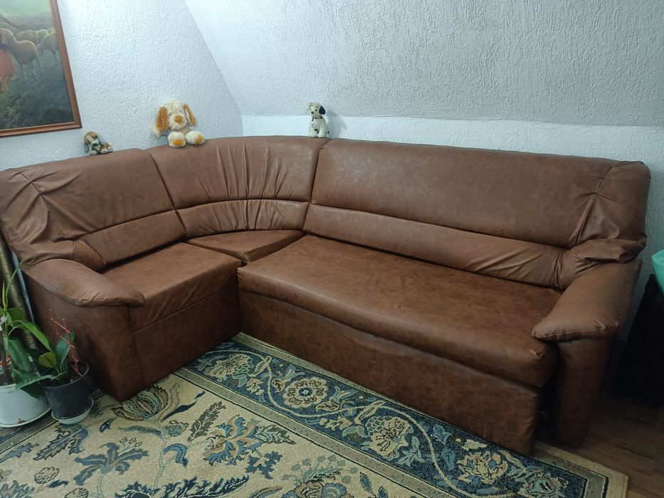 Colțar extensibil din semipielie