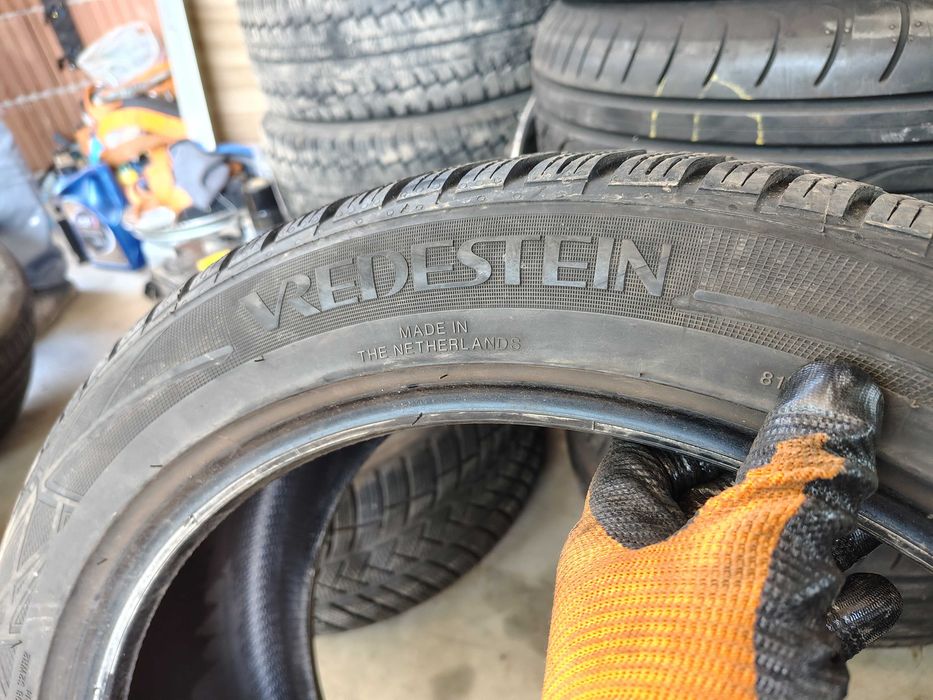 2бр.зимни гуми VREDESTEIN 235 45 18 DOT20 цена за брой