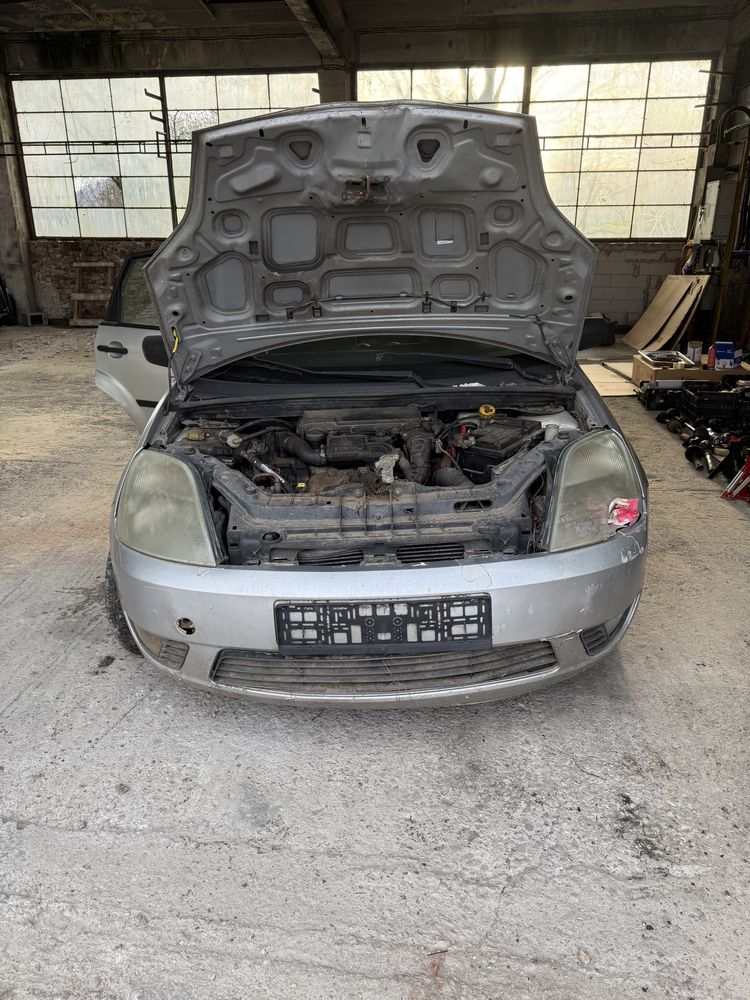 Dezmembrez ford fiesta 1.4 tdci an 2006