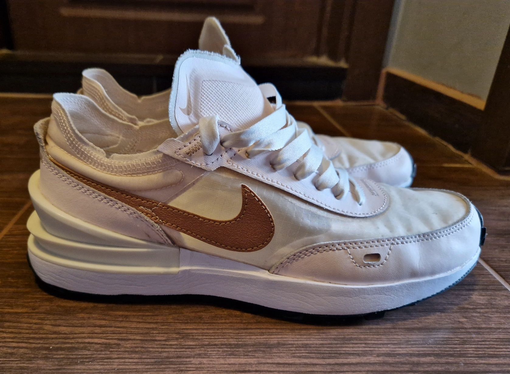 Дамски маратонки Nike