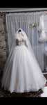 Vand rochie de mireasa S-M