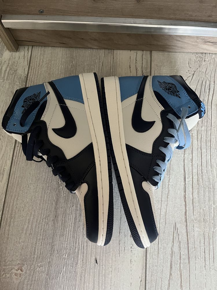 Vand jordan 1 obsidian