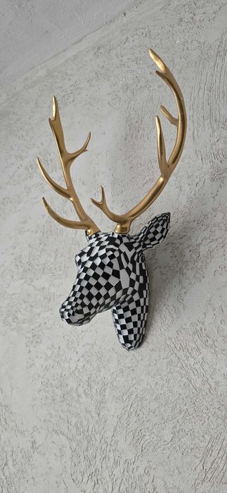 Разкошна декорация за стена.