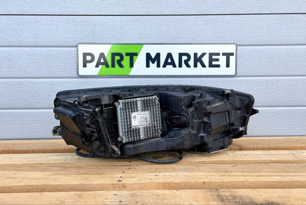 Ляв фар AUDI A7 S7 RS7 FULL LED 4G8941033J