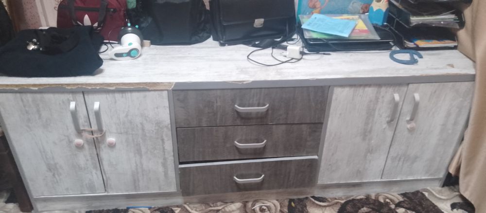 продается комод.