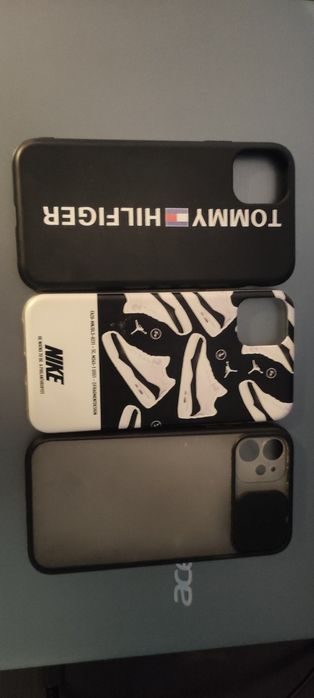 Калъфи за iPhone 11