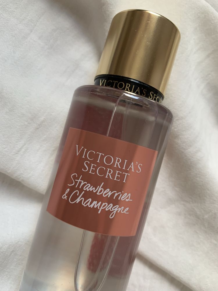 Victoria’s Secret Body Spray - OFERTĂ - 79 RON