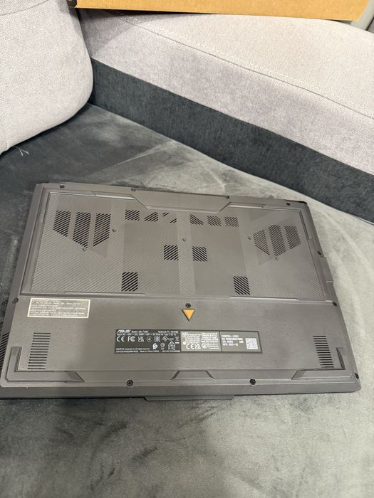 Asus tuf gaming a15 RYZEN 7735hs