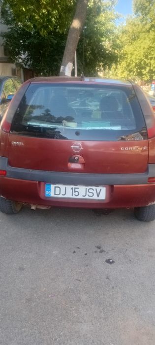 De vânzare mașina funcționa schimbat tot benzină 1.2
