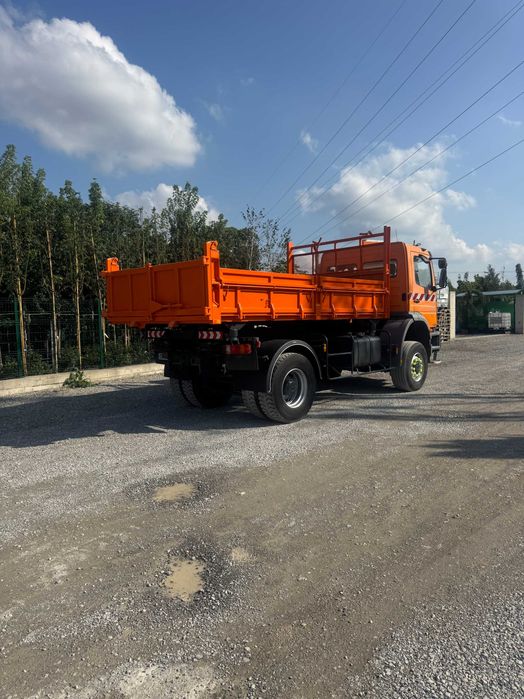 Basculante 4x4 Mercedes