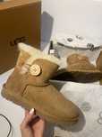UGG Bailey Button II