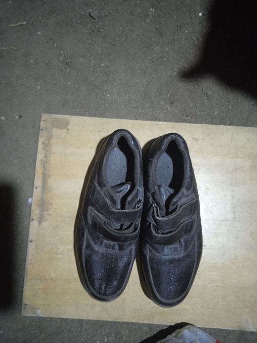 Мужской обувь черний зимнийчисто кожа