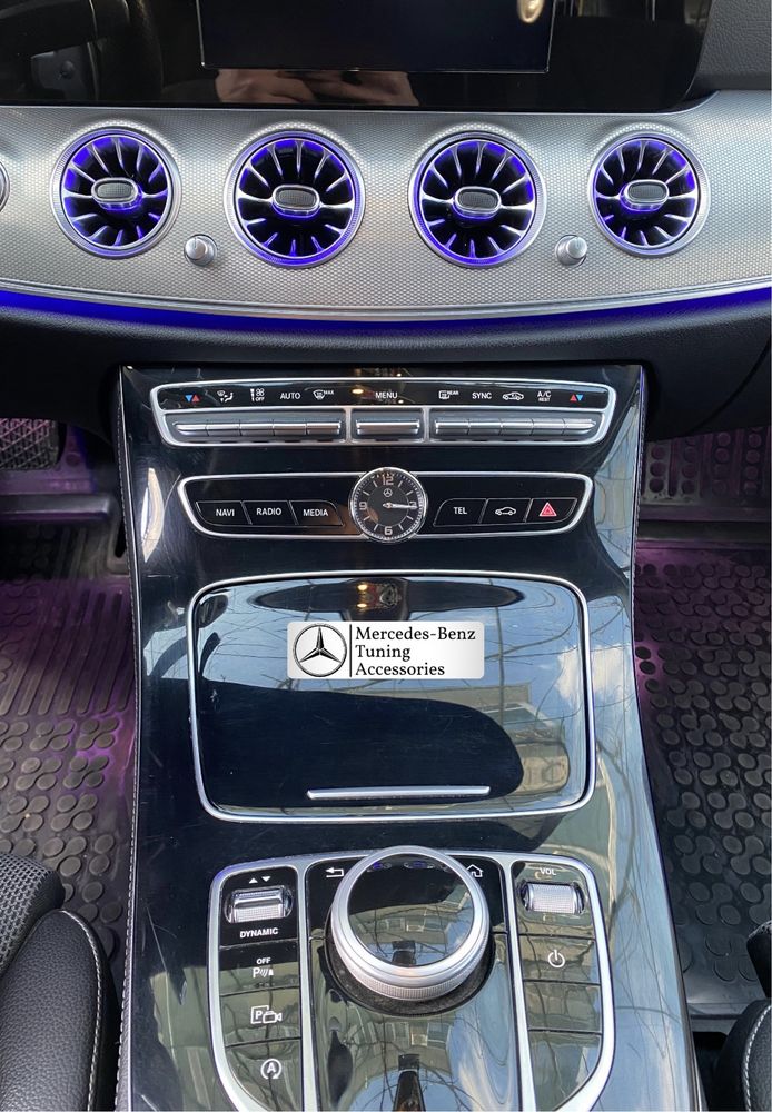 Централна карбонова конзола C W205 GLC X257 E W213 X238