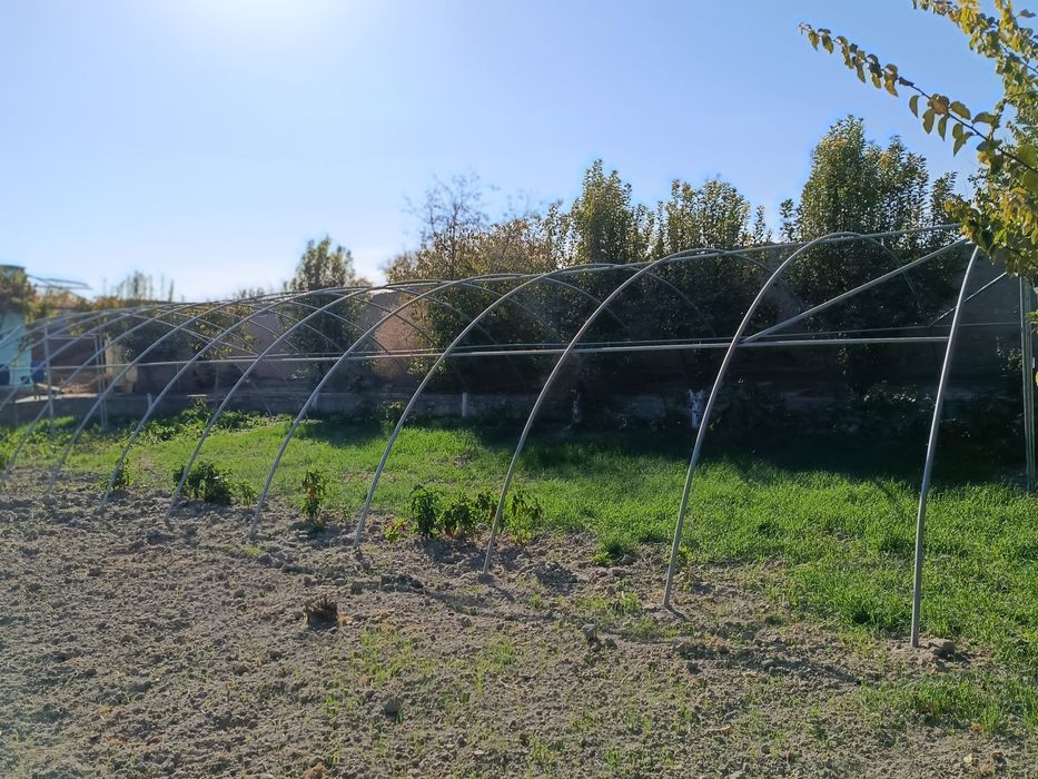 Parnik sotiladi 2 sotix holati aʼlo