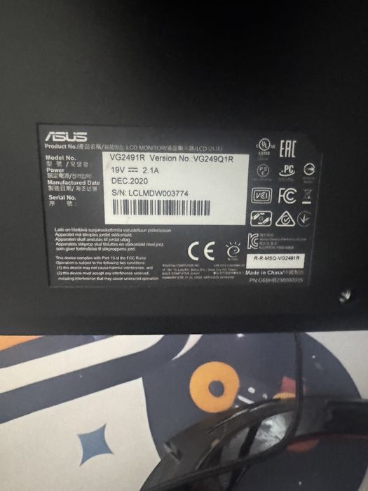 Vand monitor asus tuf gaming 180HZ