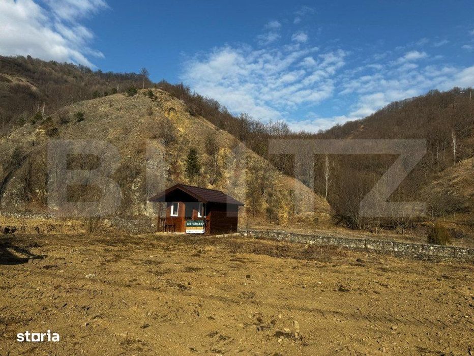 Teren intravilan cu cabanuta, 3797 mp, Valea Manastirii Ramet