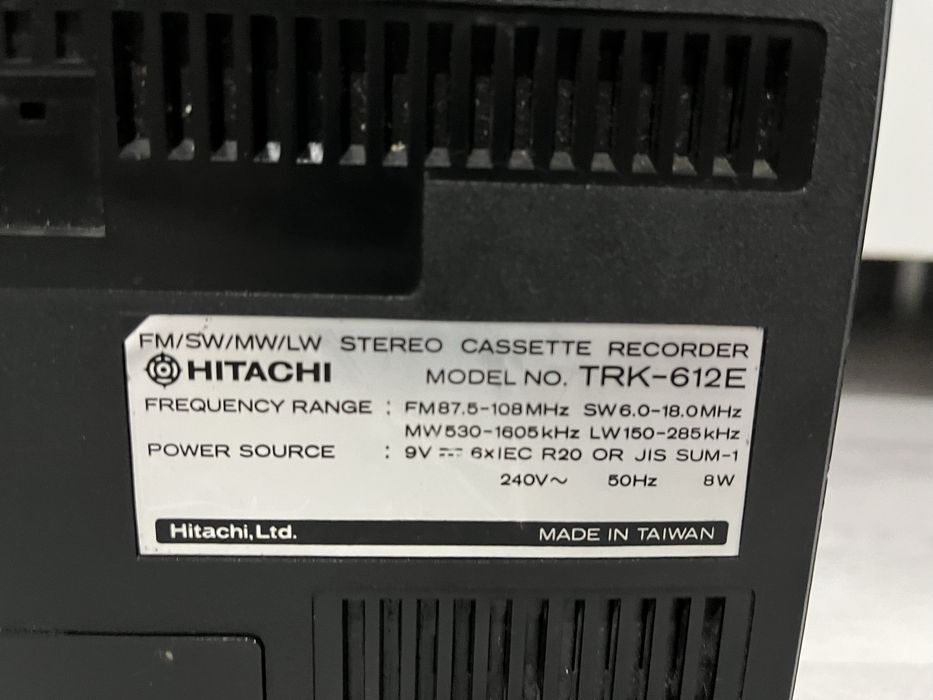 Radio casetofon Hitachi TRK 612 E