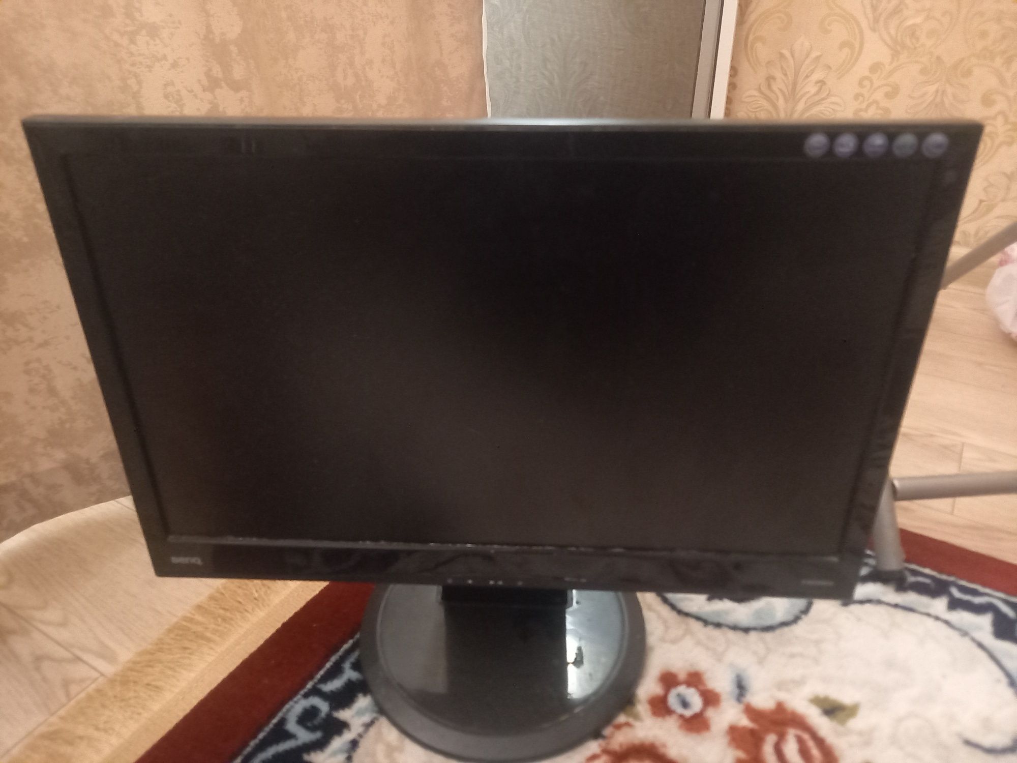 Монитор для ПК BenQ с кабелем