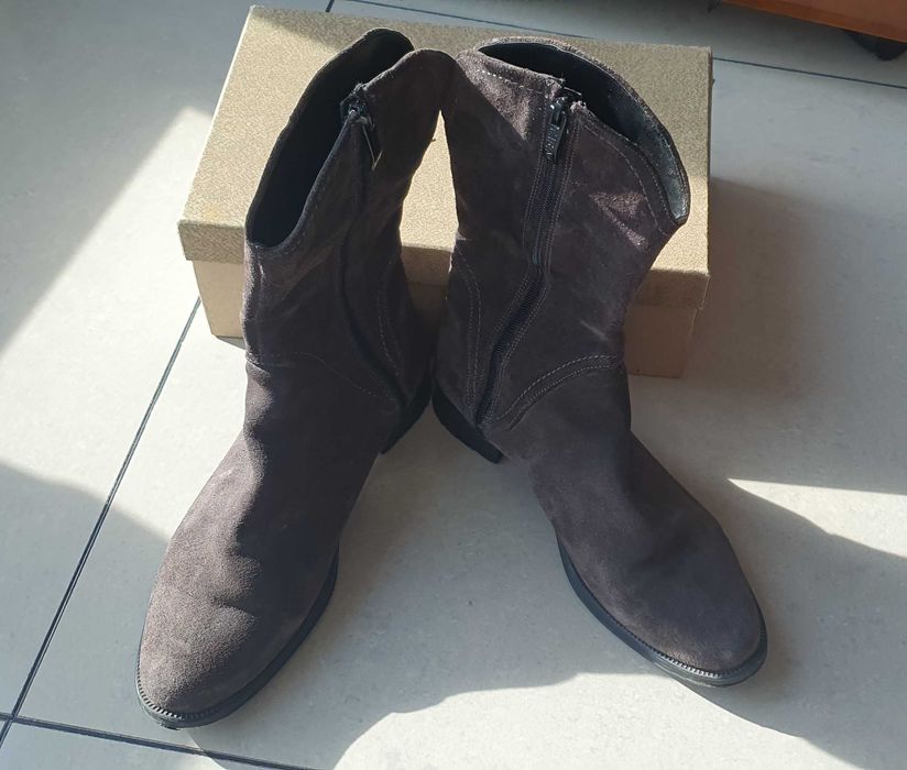 Велурени дамски обувки