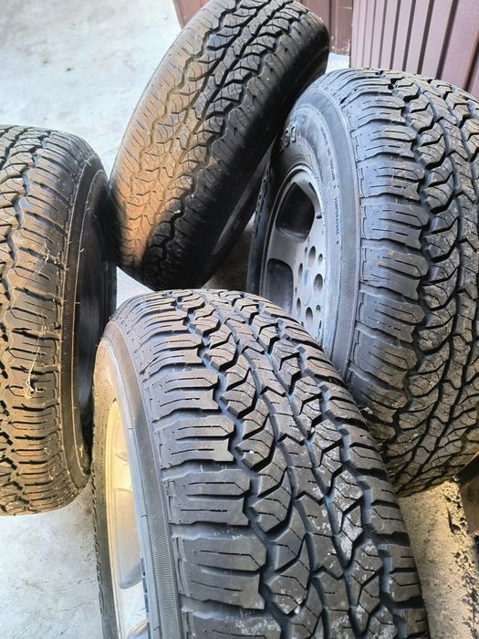 Cauciucuri 225/75r15 cu jante aliaj 5x114/3