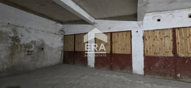 Продава се Гараж / Паркомясто в Велико Търново, Колю Фичето - 20 кв.м за 1000 €/кв.м - Снимка #1