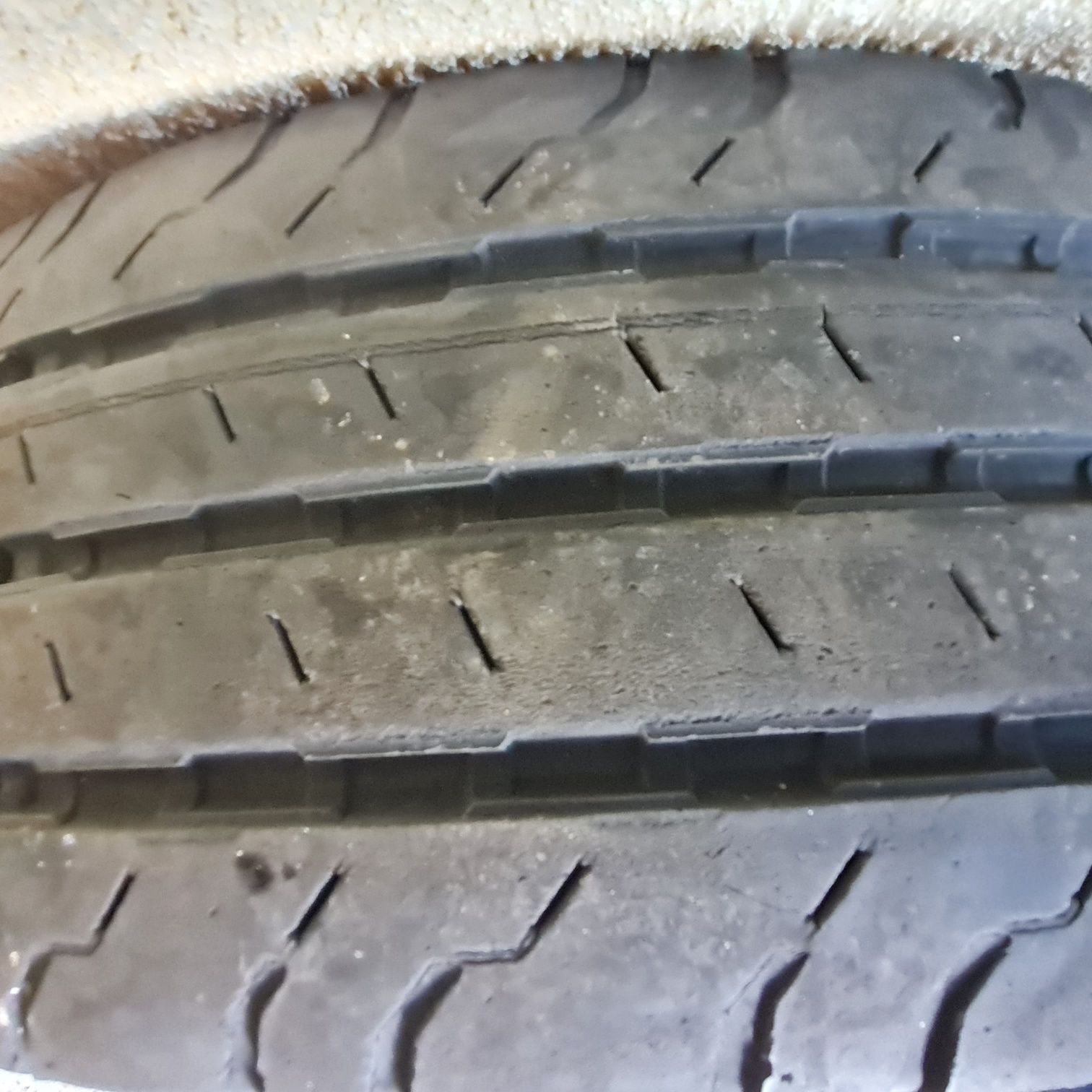 JANTE VW T5,T6 echipate cu anvelope 205/65/16 C Continental 2022 vară.