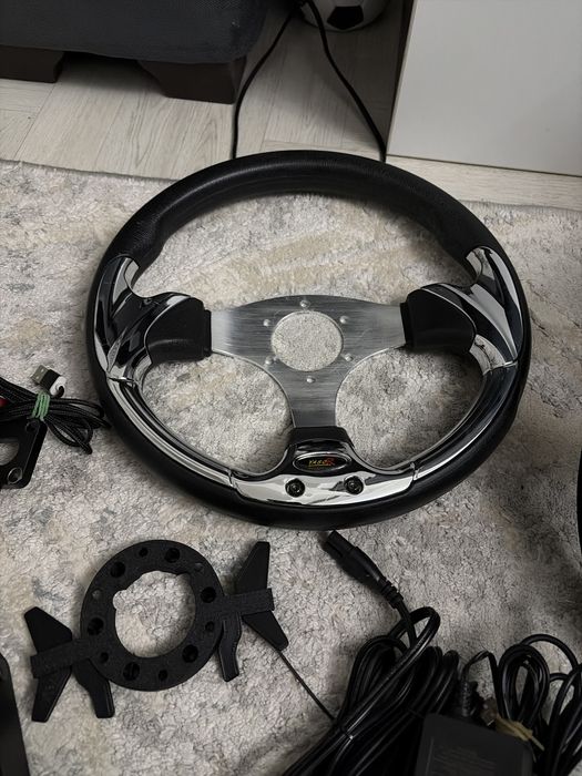 Руль pxn v10. Полупрофессиональный кок-пит