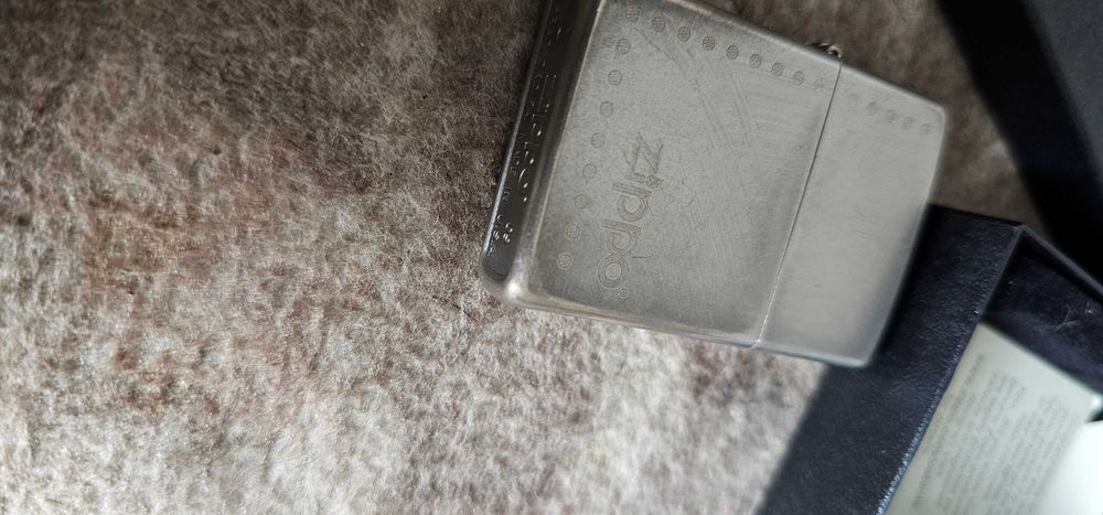 bricheta zippo originala