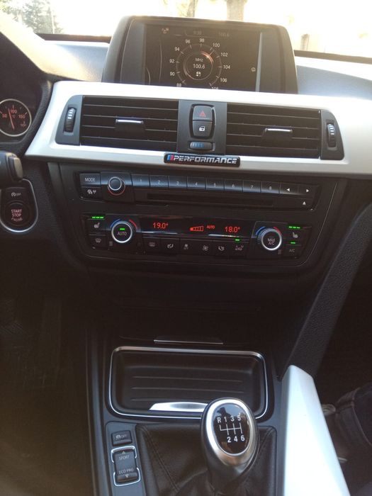 Vând BMW seria 3 GT