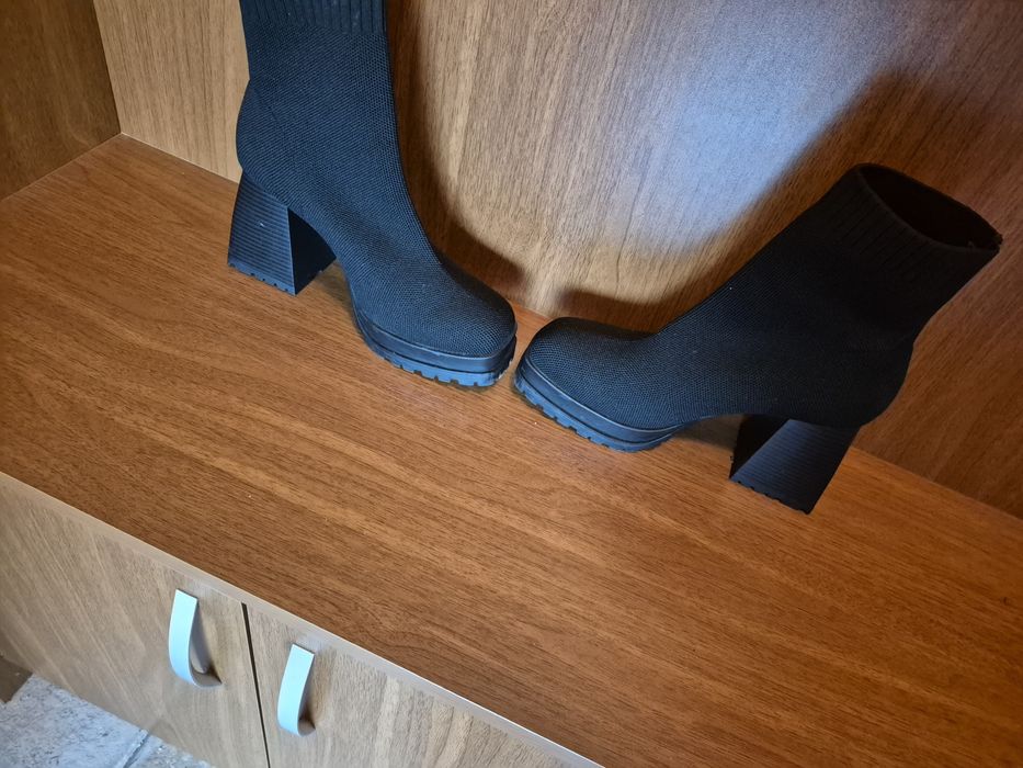 Дамски обувки тип чорап