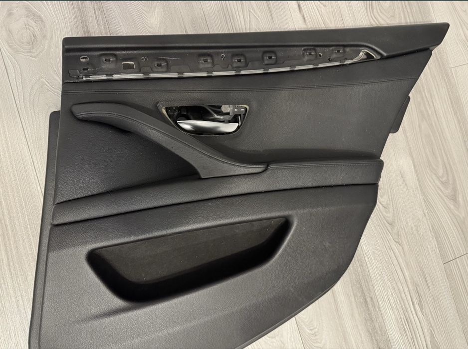 Fata de usa dreapta spate BMW F10