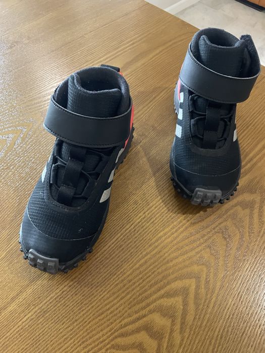 Маратонки Adidas детски