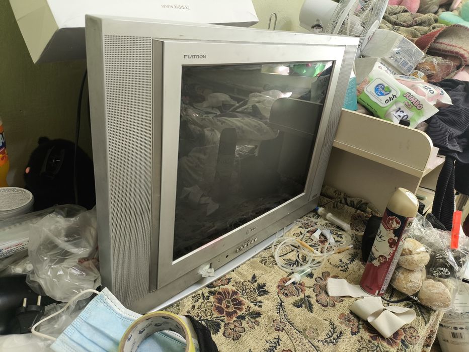 Телевизор LG старый