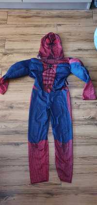 Costume baieti  Spiderman, batman 7-8 ani în condiții foarte bune.