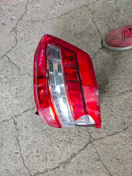 Стоп мерцедес W212 Avant платка диоди счупено стъкло