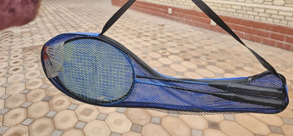 Ракетки для бадминтона