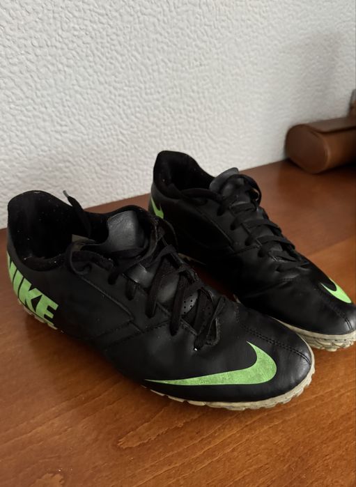 Nike 43номер стоножки за изкуствен терен