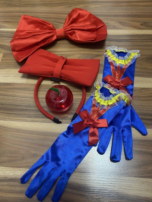 Rochița Albă ca Zăpada + accesorii -4/5 ani