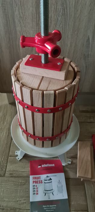 presa struguri-fructe