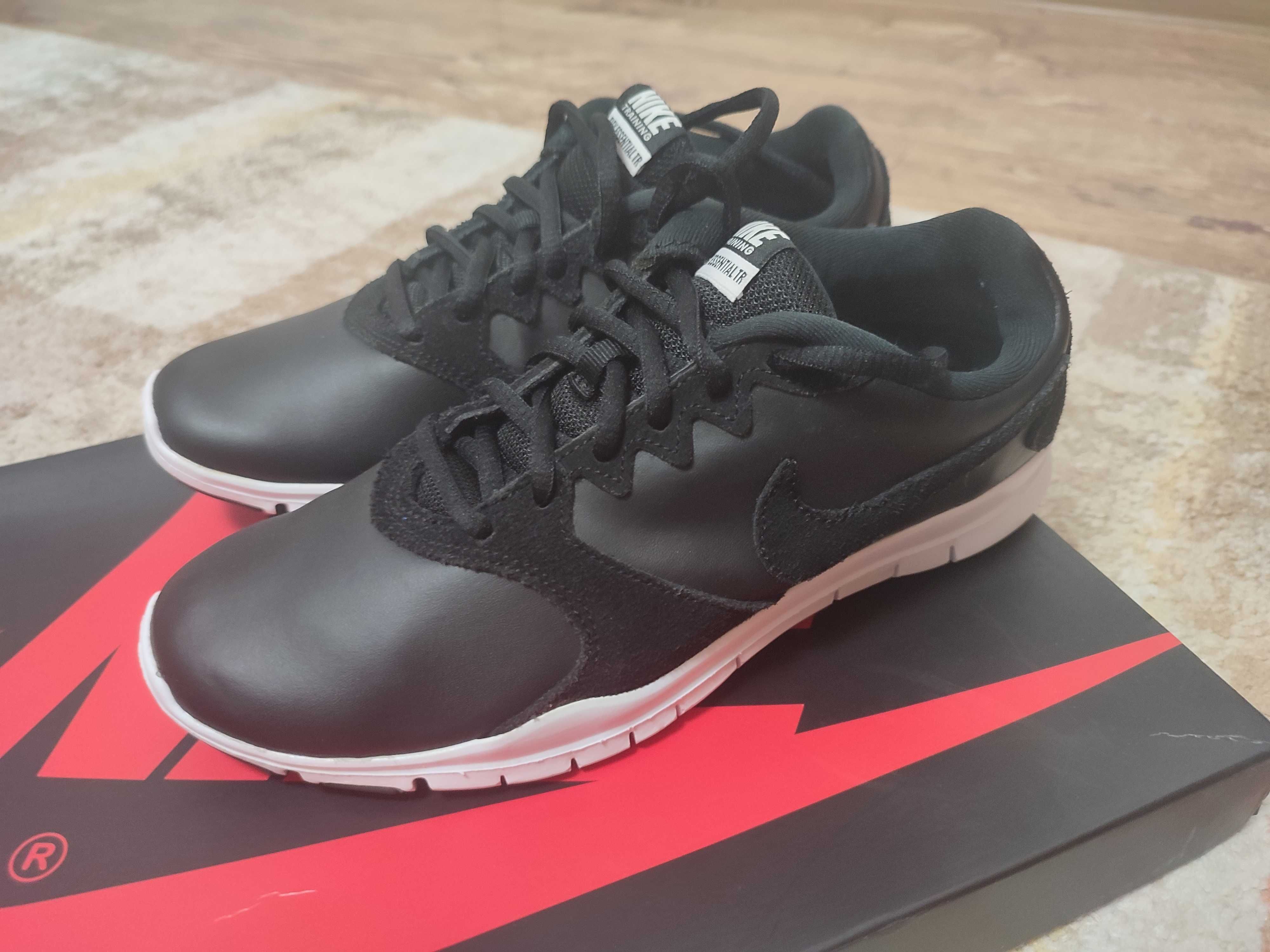 Adidași Nike piele naturala Nr 36